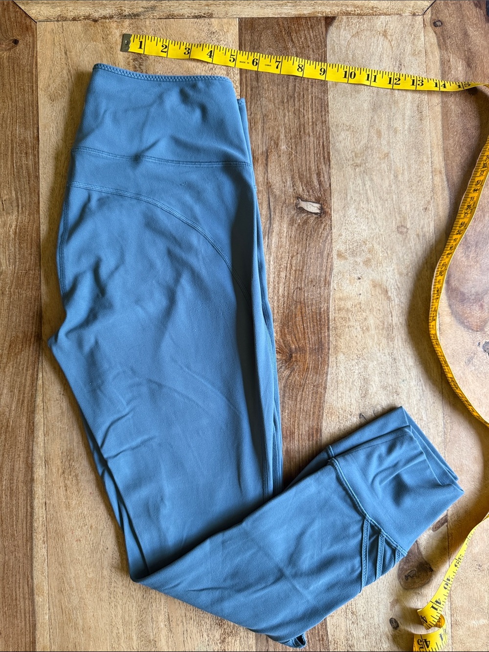 lululemon size 8 light Blue High-Rise Leggings